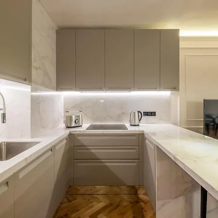 Apartment Sofapart Stylish & Fancy Place With 1 Bdr *
